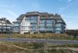 Uitzonderlijk doorloop-appartement aan het strand van Groenendijk.