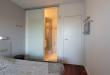 Uitzonderlijk doorloop-appartement aan het strand van Groenendijk.