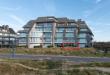 Uitzonderlijk doorloop-appartement aan het strand van Groenendijk.