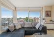 Centrally located corner flat with a sunny terrace and unobstructed views
