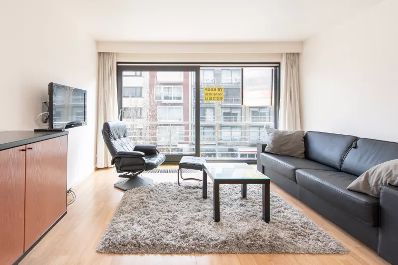 Ready-to-live apartment with 2 bedrooms in the shopping street.