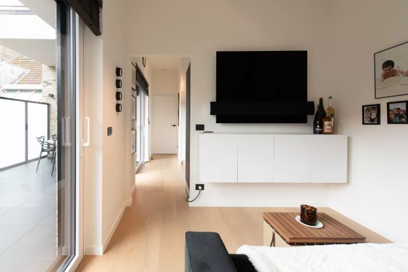 Recent instapklaar luxe-appartement met 2 slpk, dressing en zonneterras te Nieuwpoort-Stad.