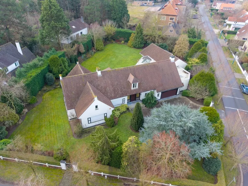 Villa "Les Ramures" - Exceptional classic villa in a prime location in Sint-Idesbald.