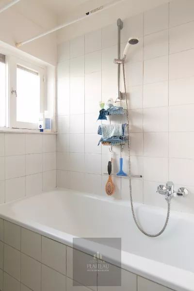 South-facing villa with 4 bedrooms overlooking a protected nature reserve!