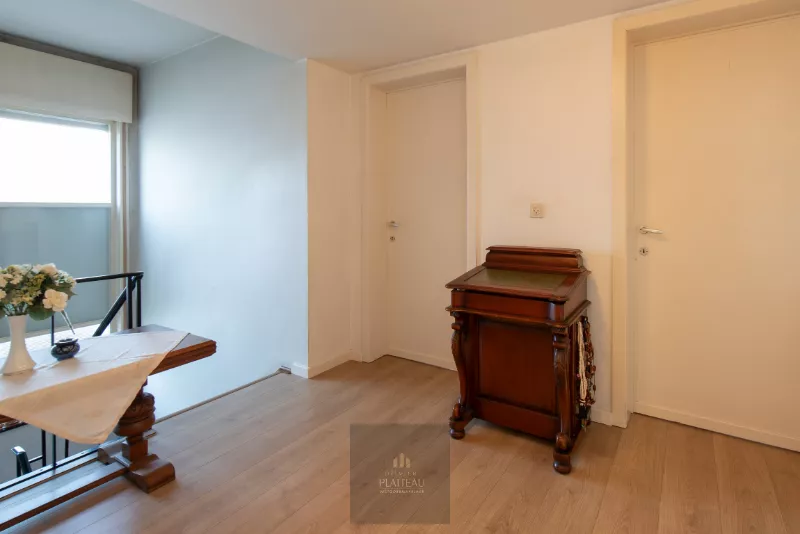 South-facing villa with 4 bedrooms overlooking a protected nature reserve!