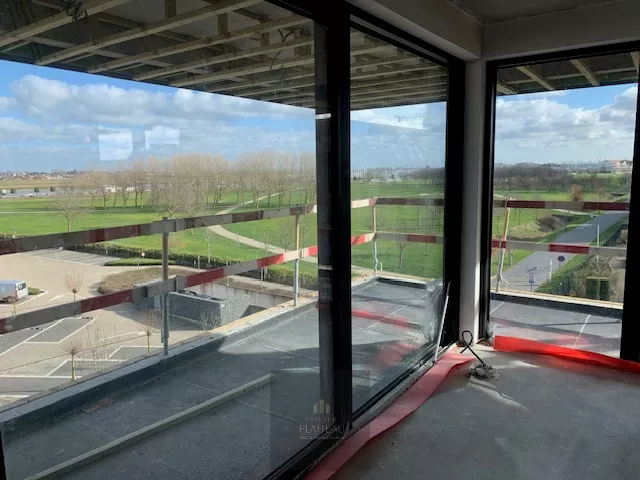 Magnifique appartement d'angle avec 2 chambres et une vue imprenable!
