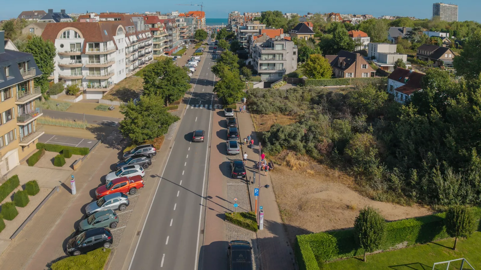 2 lots of building land in Oostduinkerke via a share deal—sale of shares!